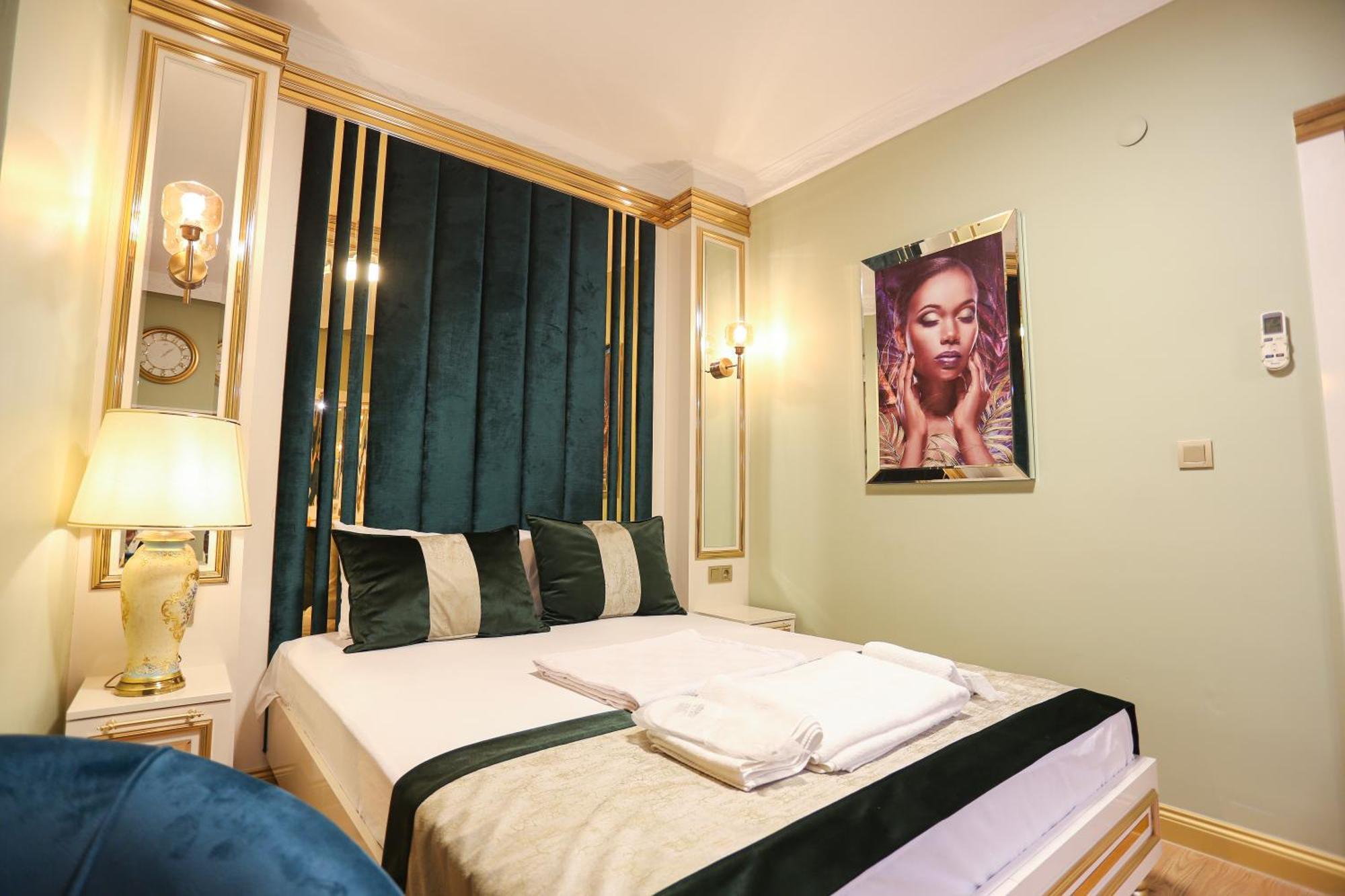 Whitemoon Hotel Suites Taksim Istanbul Exterior photo